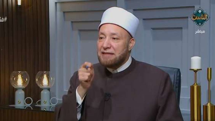 هل على العقارات المؤجرة والأرض الفضاء زكاة؟ أمين دار الإفتاء يجيب